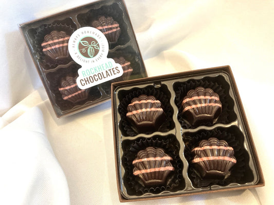 Raspberry Seashells in Dark or White Chocolate